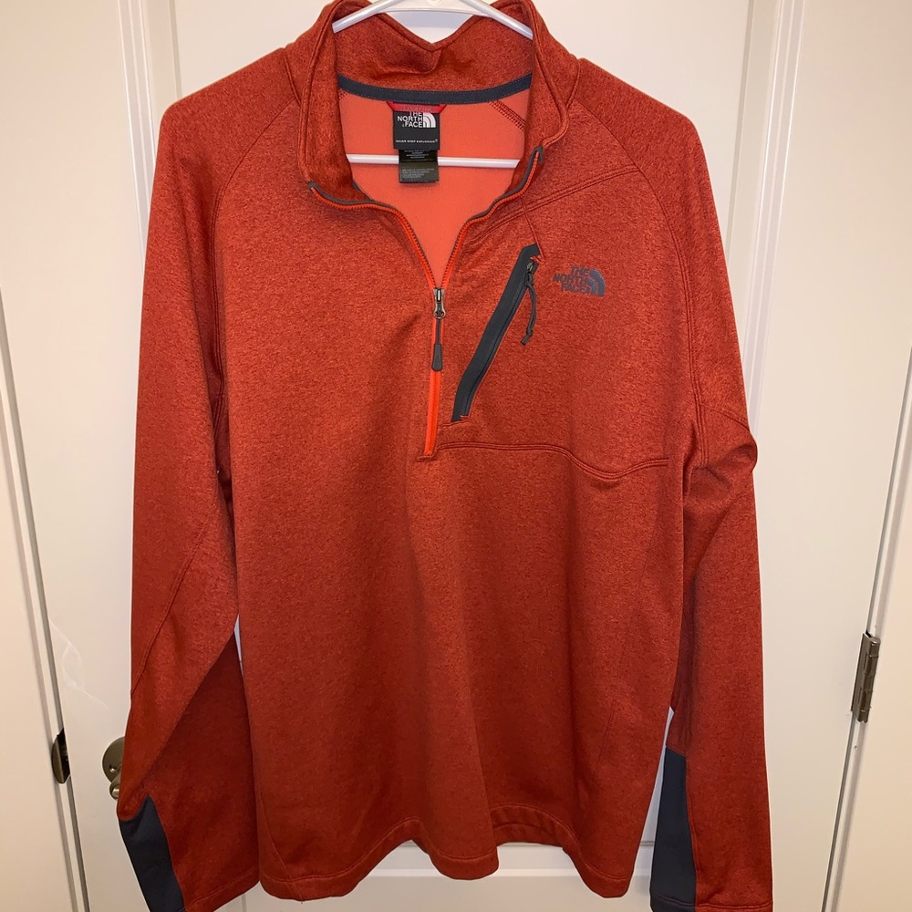 Men’s north face quarter zip